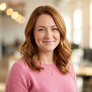 Profile image showing Emily Watson, identified as Head of Customer Support at Bright Kapitune